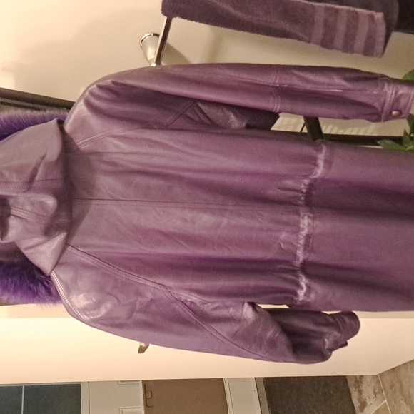 Purple leather jacket - Picture 2 of 3